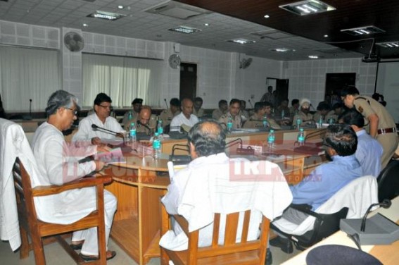 Tripura CM held emergency meeting at DM office : Discussed law and order set-up in state